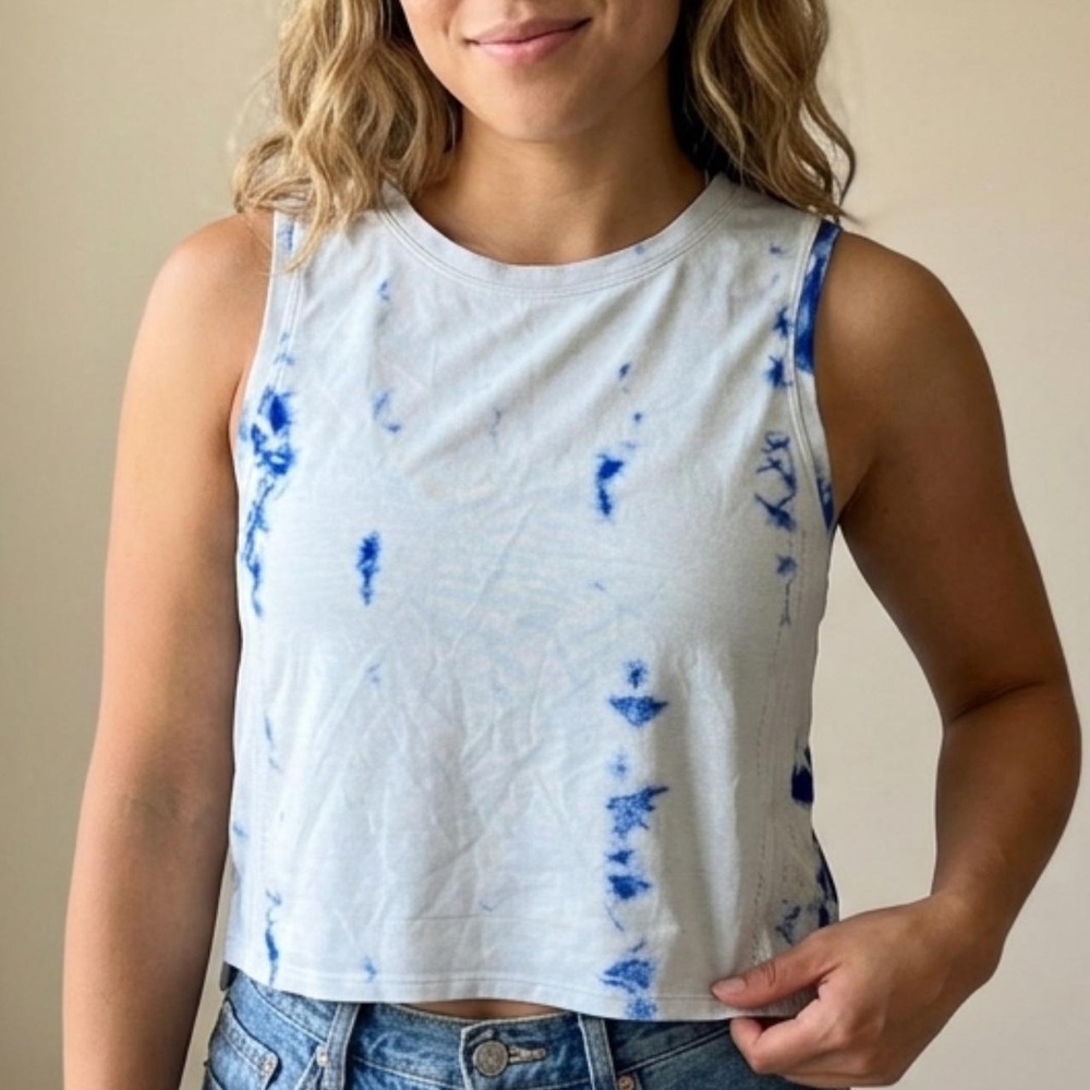 Lululemon Blue Tie-Dye Crop Tank | Size 4